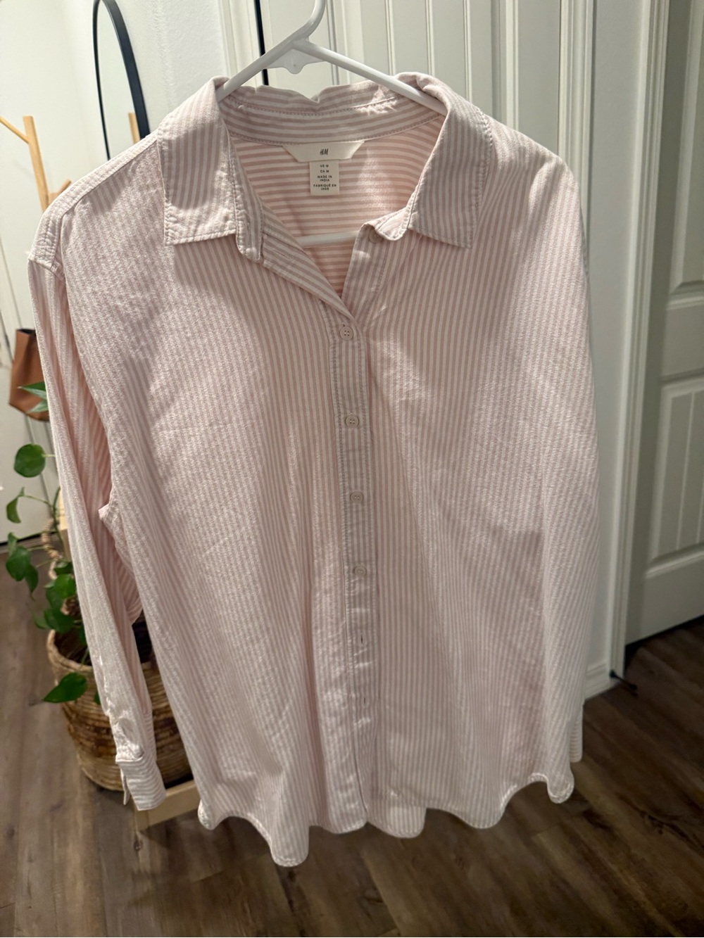 H&M Light Pink Thin-Striped Button-Down Shirt